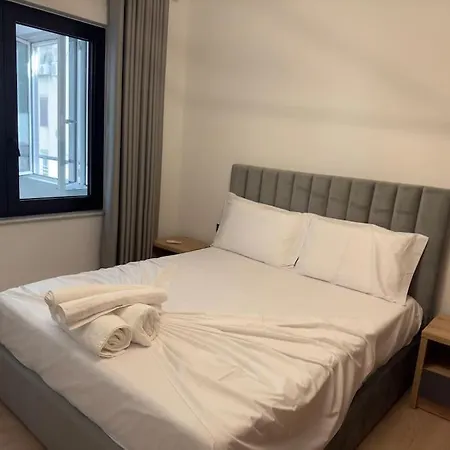 Apartment Modern Meets Comfort 2 Bedroom In Bllok *