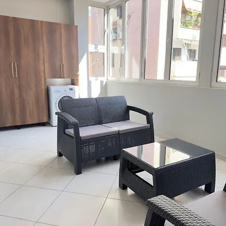Modern Meets Comfort 2 Bedroom In Bllok Διαμέρισμα *